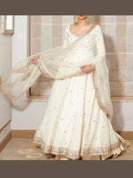 Off- White Chanderi Ensemble: Leaf Neck, Shantoon Handwork