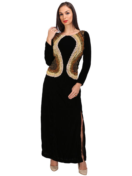Exquisite Long Black Velvet Gown: Elegance Redefined
