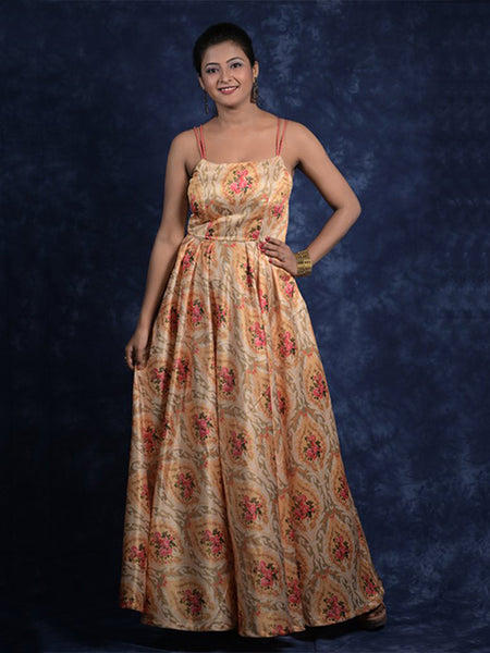 Castle Lifestyle: Floral Flair Digital Print Silk Maxi Dress