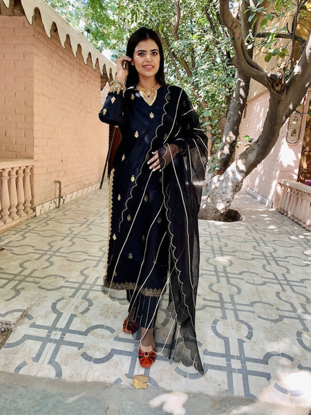 Black Silk Straight Suit Set